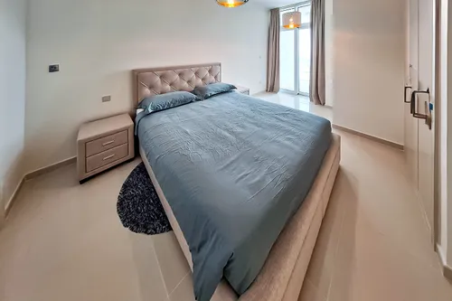1 Bedroom Apartment in Carson A