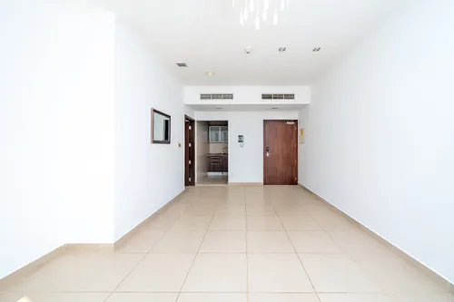 1 Bedroom Apartment in Goldcrest Executive