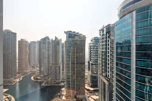 1 Bedroom Apartment in Goldcrest Executive