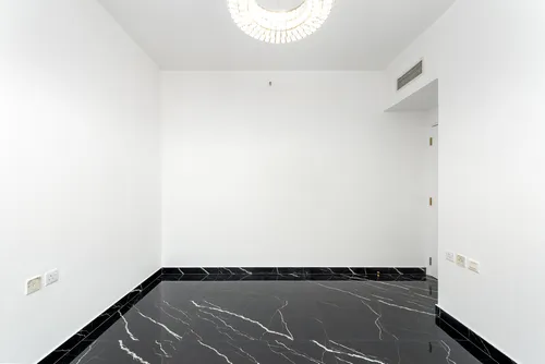 2 Bedrooms Apartment in Marina Diamond 2