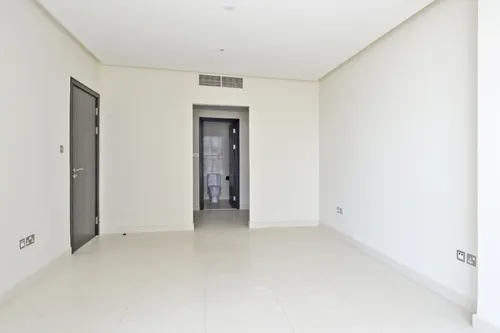 3 Bedrooms Apartment in 23 Marina