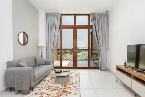 Apartment in Palm Views East