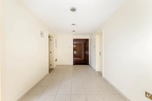 3 Bedrooms Apartment in New Zubaidi Building