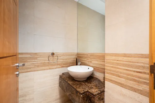 3 Bedrooms Apartment in Trident Waterfront