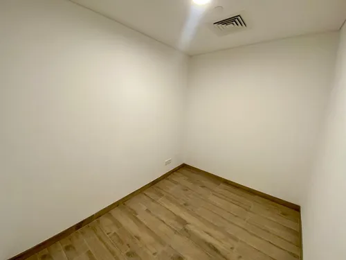 2 Bedrooms Apartment in Oakley Square Residences Tower B