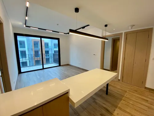 2 Bedrooms Apartment in Oakley Square Residences Tower B