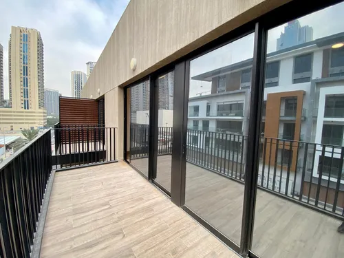 2 Bedrooms Apartment in Oakley Square Residences Tower B