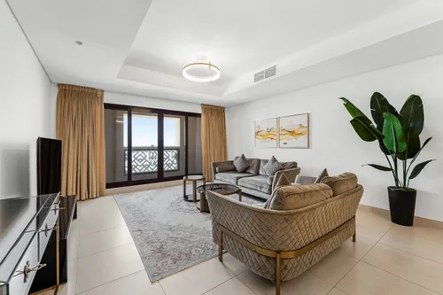 3 Bedrooms Apartment in Balqis Residences