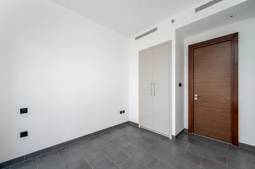 2 Bedrooms Apartment in The Crest Tower B