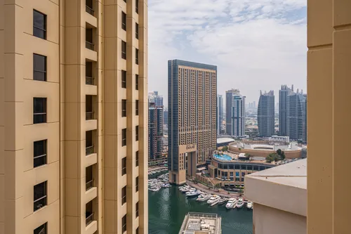 2 Bedrooms Apartment in Bahar 1
