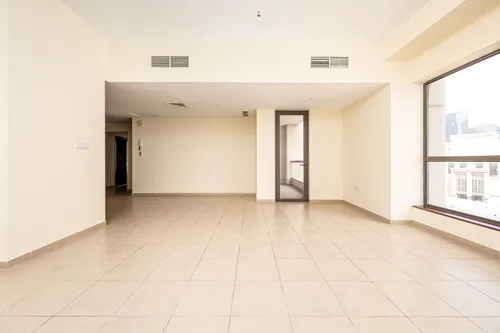 2 Bedrooms Apartment in Bahar 1