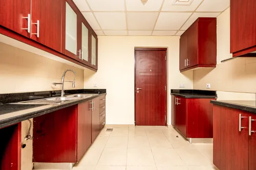 2 Bedrooms Apartment in Bahar 1