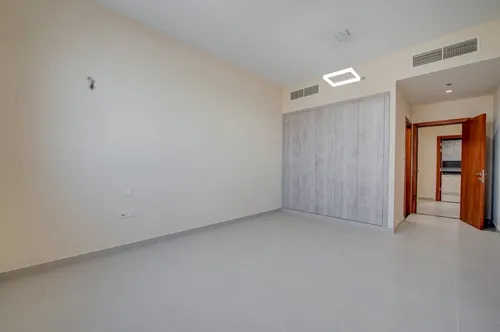 1 Bedroom Apartment in Blue Reef Building