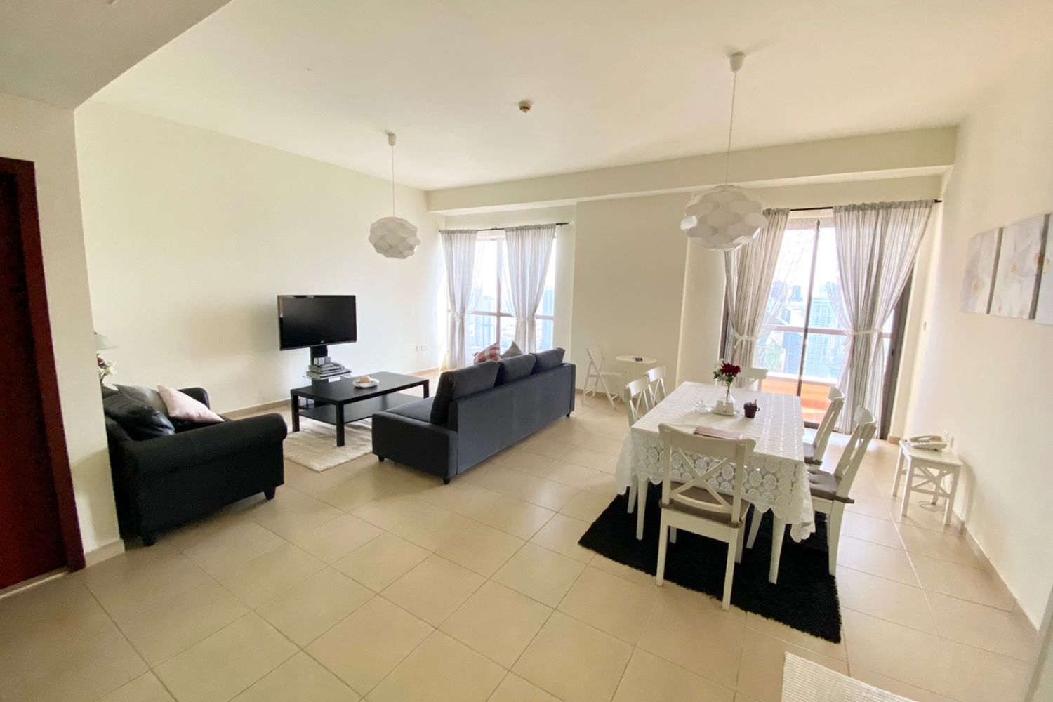 2 Bedrooms Apartment in Bahar 1