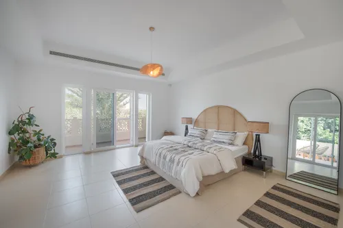 5 Bedrooms Villa in Al Mahra
