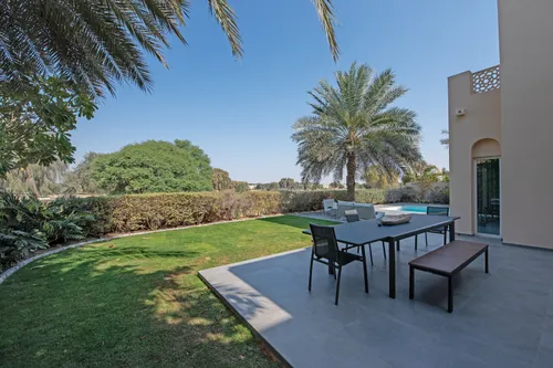5 Bedrooms Villa in Al Mahra