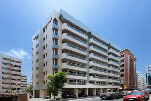Residential Building in Al Muraqqabat