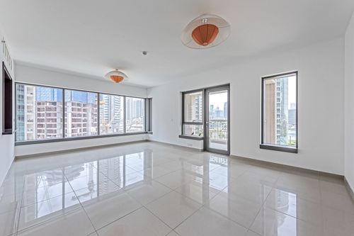 Special Deal| Spacious|1 BR Plus Study