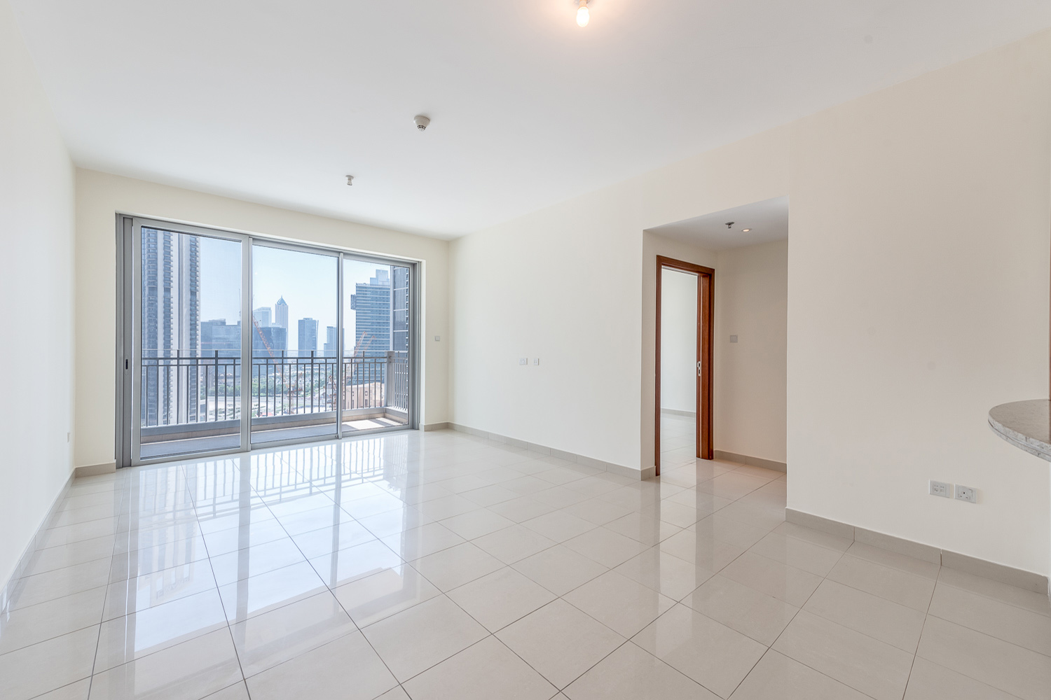1 Bedroom Apartment in Standpoint Tower 1