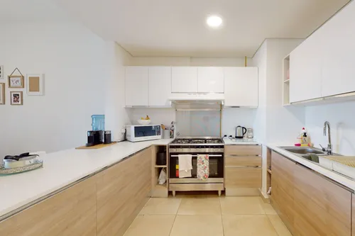 3 Bedrooms Apartment in Al Andalus Tower A