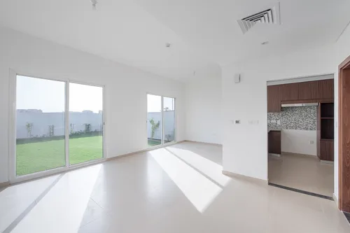3 Bedrooms Townhouse in Arabella Townhouses 3