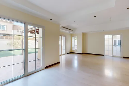 3 Bedrooms Villa in Al Reem 1