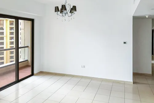 3 Bedrooms Apartment in Rimal 1
