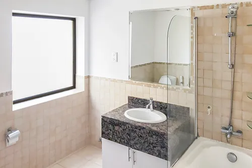 3 Bedrooms Apartment in Rimal 1