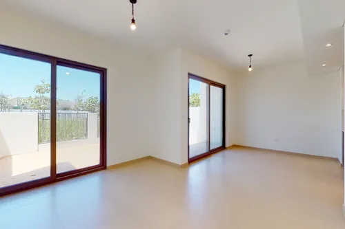 3 Bedrooms Townhouse in Elan