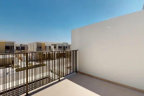 3 Bedrooms Townhouse in Elan