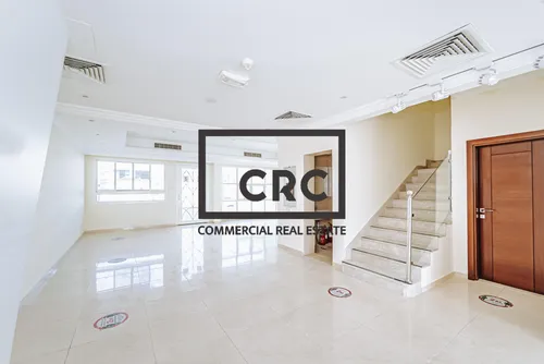 Villa for Commercial Use | Great Visibility