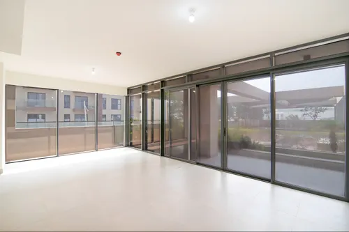 3 Bedrooms Duplex in Soho Square