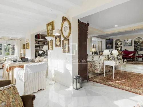 6 Bedrooms House / Villa in Calle del Viñedo