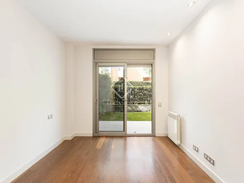 3 Bedrooms Apartment in gaziel