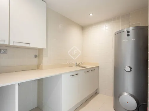 3 Bedrooms Apartment in gaziel