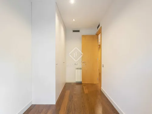 3 Bedrooms Apartment in gaziel