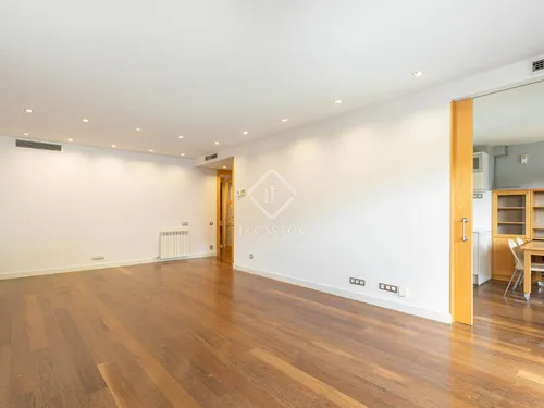 3 Bedrooms Apartment in gaziel