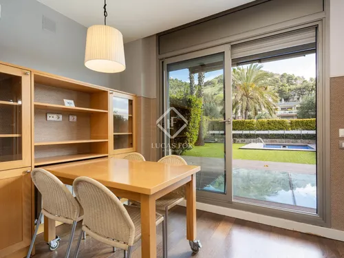 3 Bedrooms Apartment in gaziel