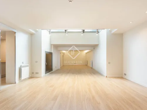 3 Bedrooms Apartment in gaziel