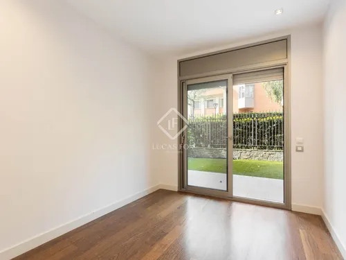 3 Bedrooms Apartment in gaziel