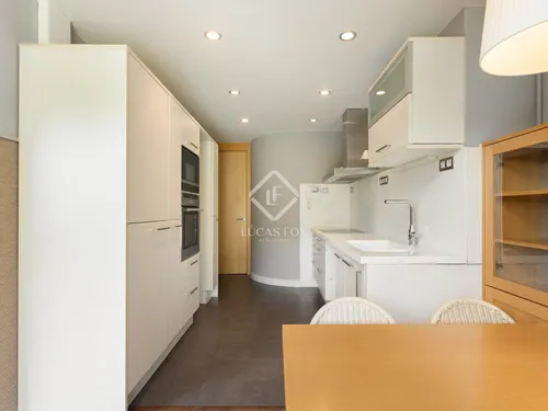 3 Bedrooms Apartment in gaziel