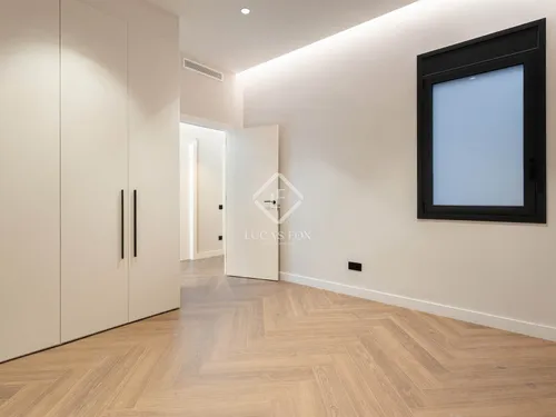 3 Bedrooms Apartment in Gran Via de les Corts Catalanes