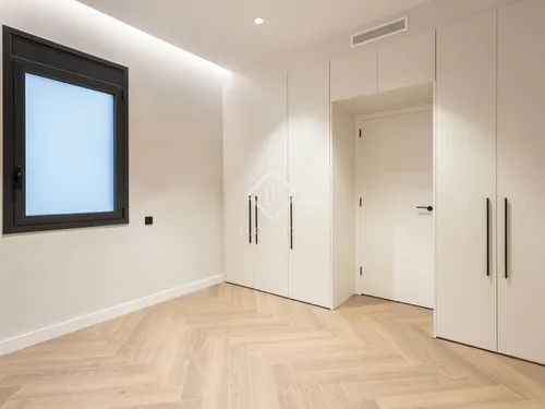 3 Bedrooms Apartment in Gran Via de les Corts Catalanes