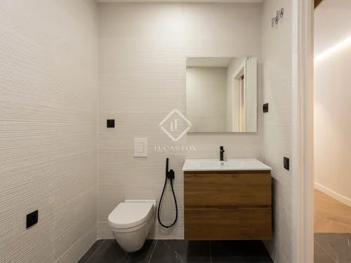 3 Bedrooms Apartment in Gran Via de les Corts Catalanes