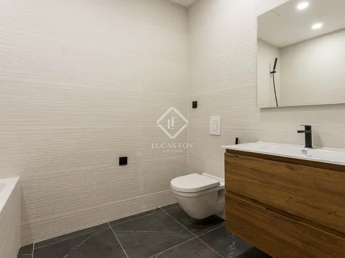 3 Bedrooms Apartment in Gran Via de les Corts Catalanes
