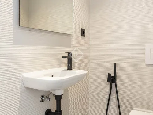 3 Bedrooms Apartment in Gran Via de les Corts Catalanes