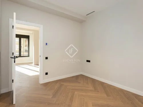 3 Bedrooms Apartment in Gran Via de les Corts Catalanes