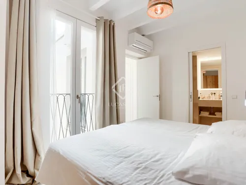 2 Bedrooms Apartment in carrer d'en Morei
