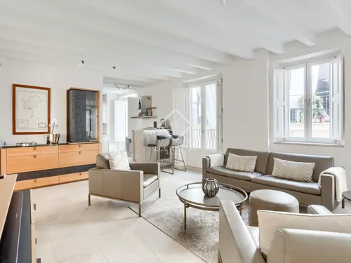 2 Bedrooms Apartment in carrer d'en Morei