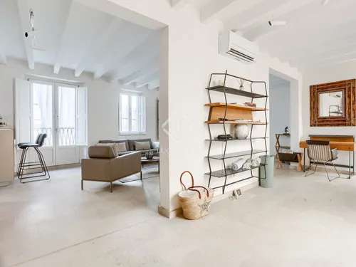 2 Bedrooms Apartment in carrer d'en Morei